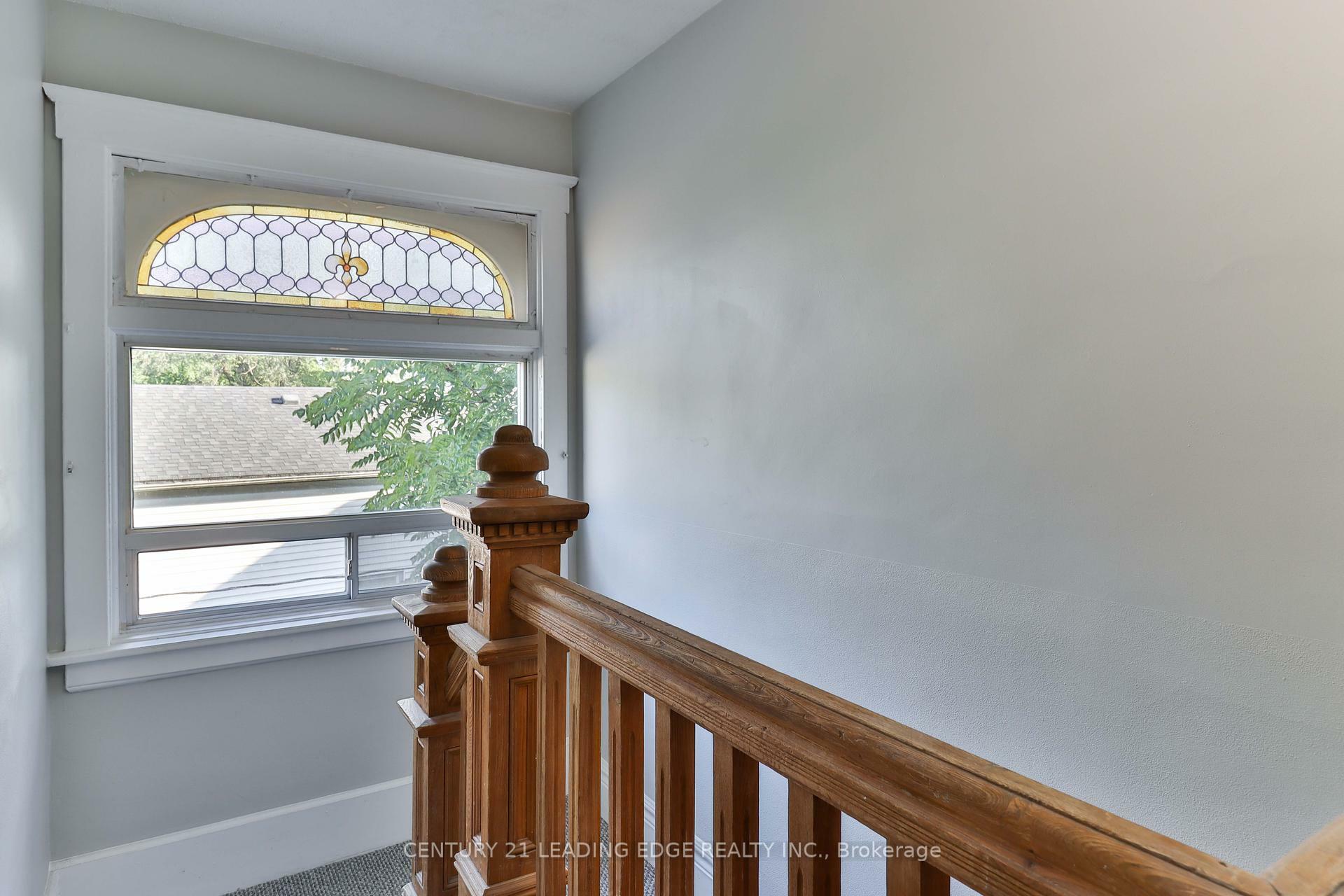 Property Photo: 487 Eagle Street Suite B ON L3Y 1K7