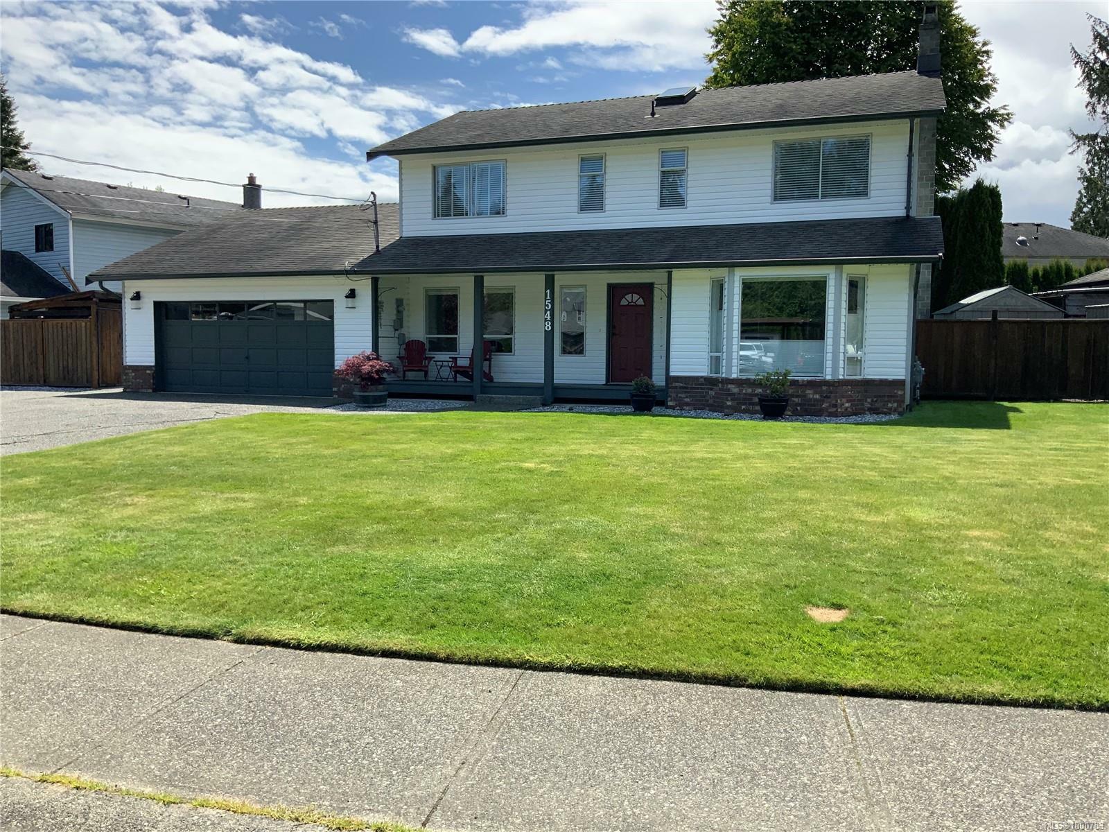 Property Photo: 1548 Juniper Dr BC V9W 7H1