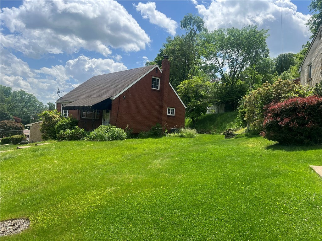 Property Photo: 535 Glen Shannon Dr PA 15234
