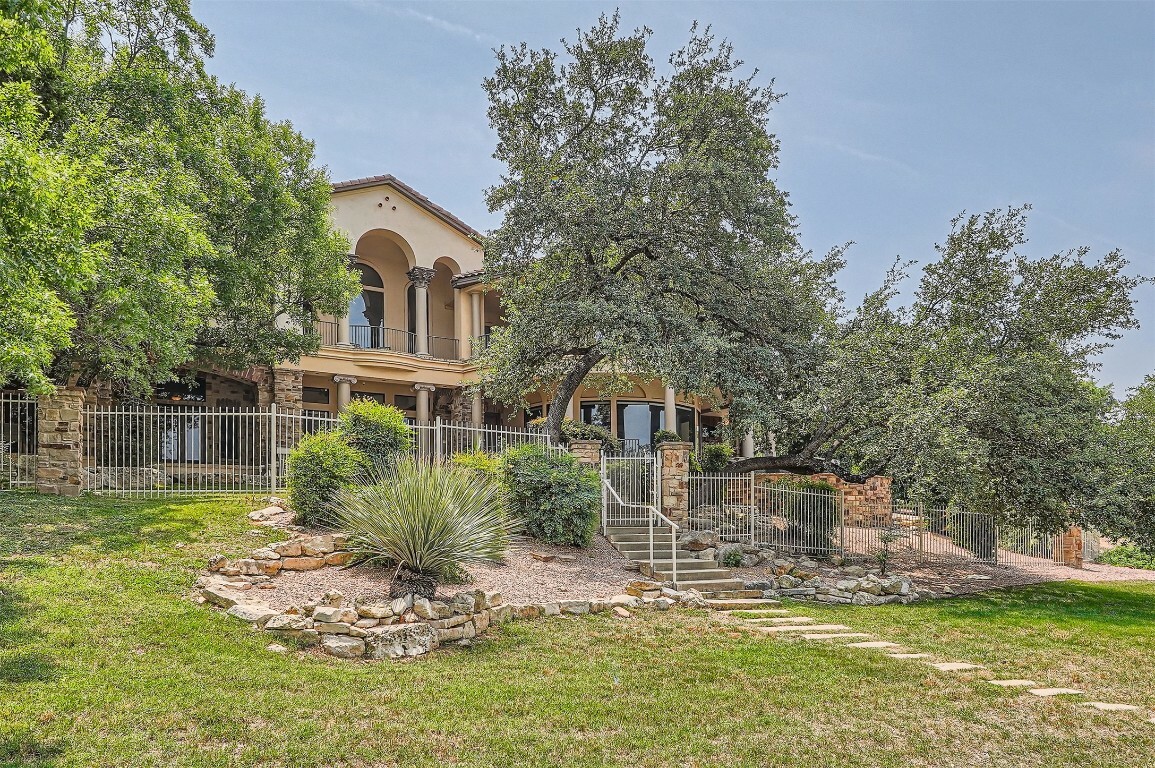 Property Photo: 312 Camino Arbolago TX 78734