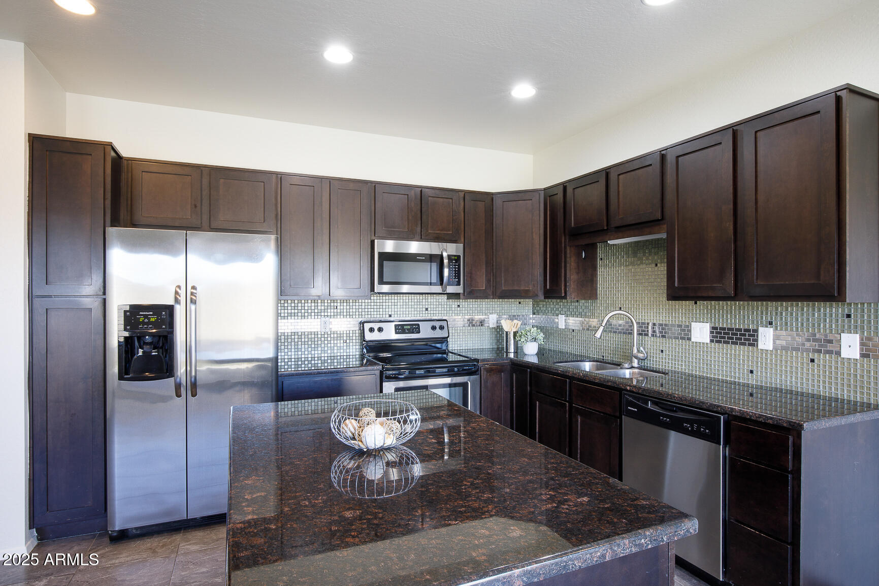 Property Photo: 3113 E Danbury Road 10 AZ 85032