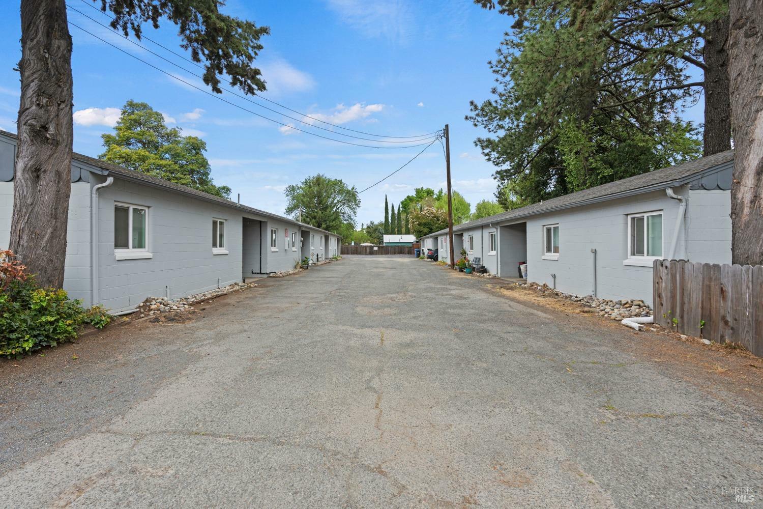 560 570 Talmage Road  Ukiah CA 95482 photo