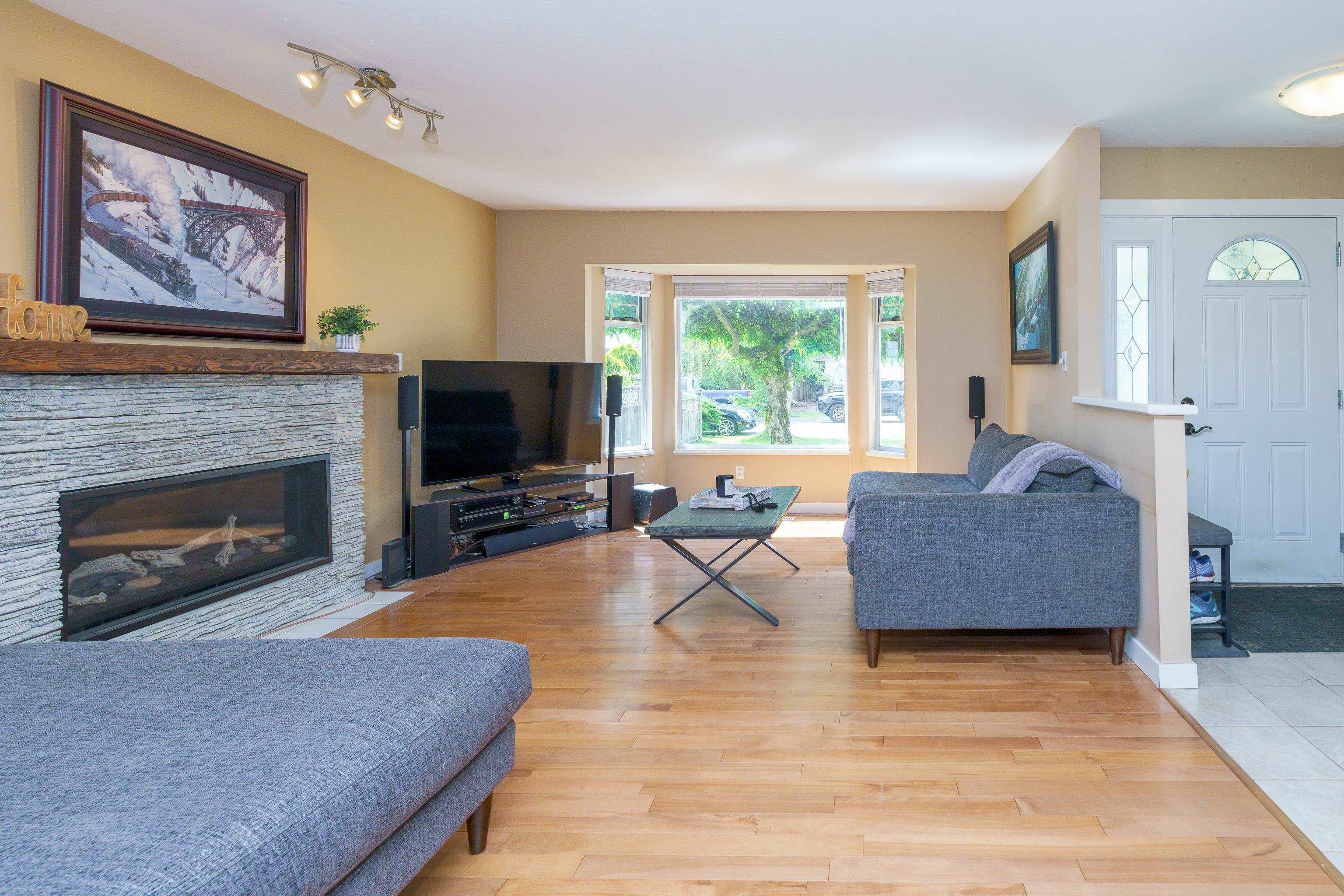 Property Photo: 20505 115 Avenue BC V2X 9Z1
