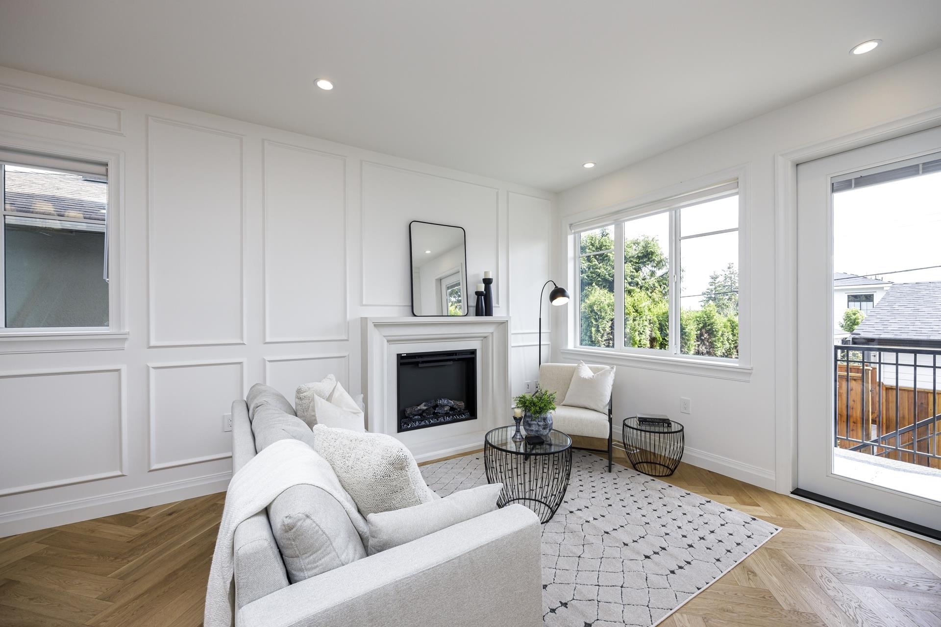 Property Photo:  261 E 23rd Street  BC V7L 3E4 