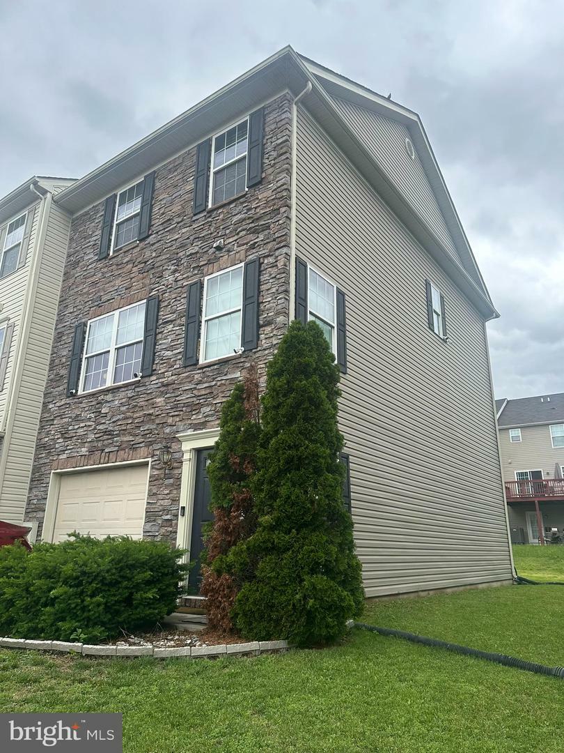 Property Photo: 224 Morlatt Lane WV 25404
