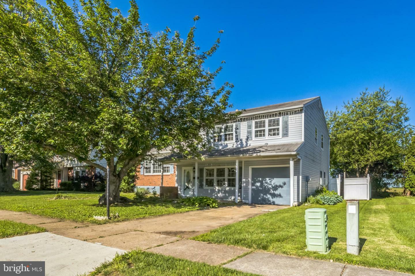 Property Photo: 116 Layton Drive DE 19720