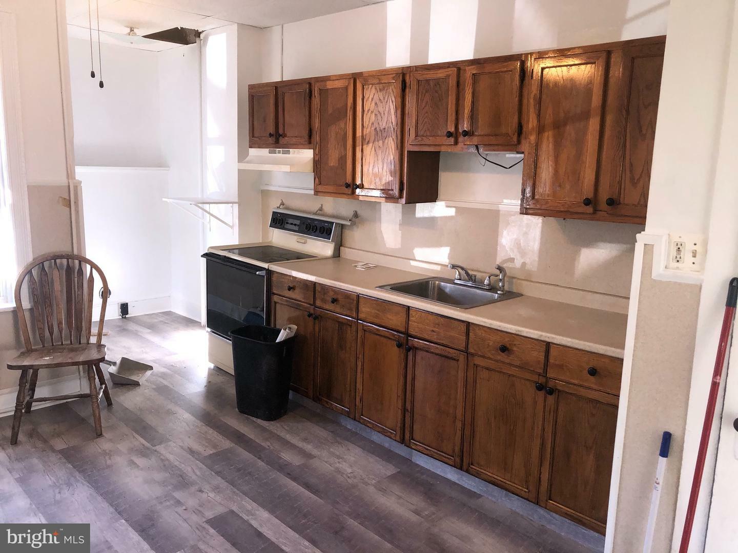 Property Photo:  101 N Warren Street 2  PA 19464 
