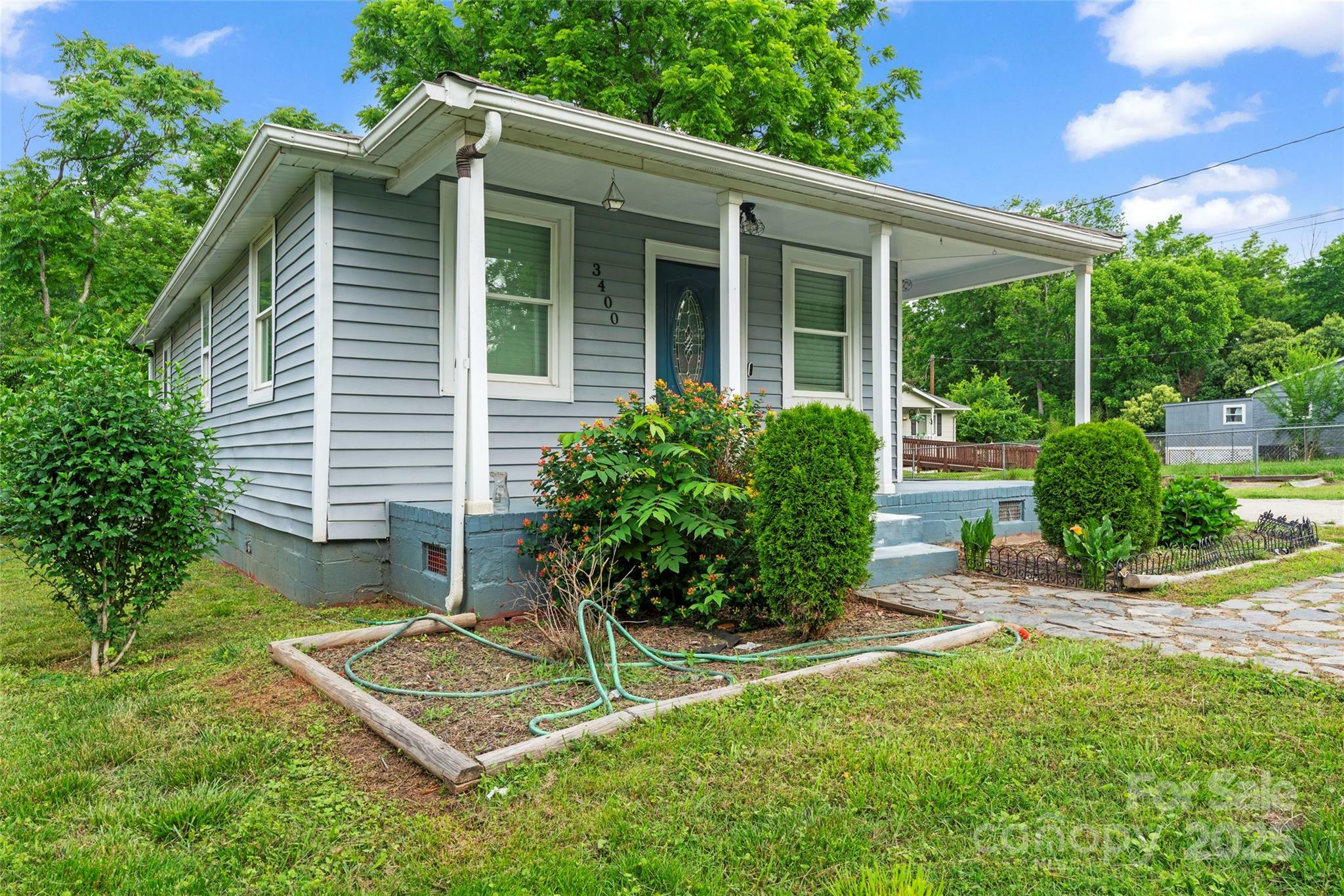 Property Photo: 3400 Reid Avenue NC 28208