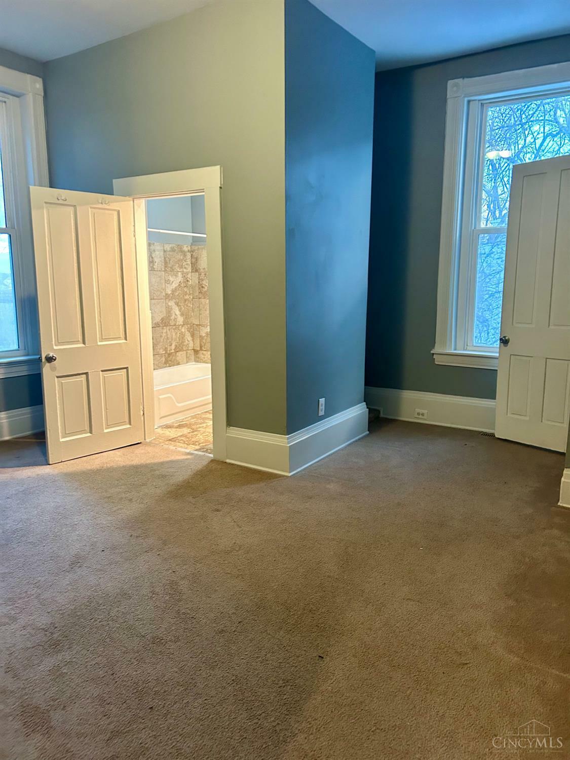 Property Photo: 447 Warner Street OH 45219