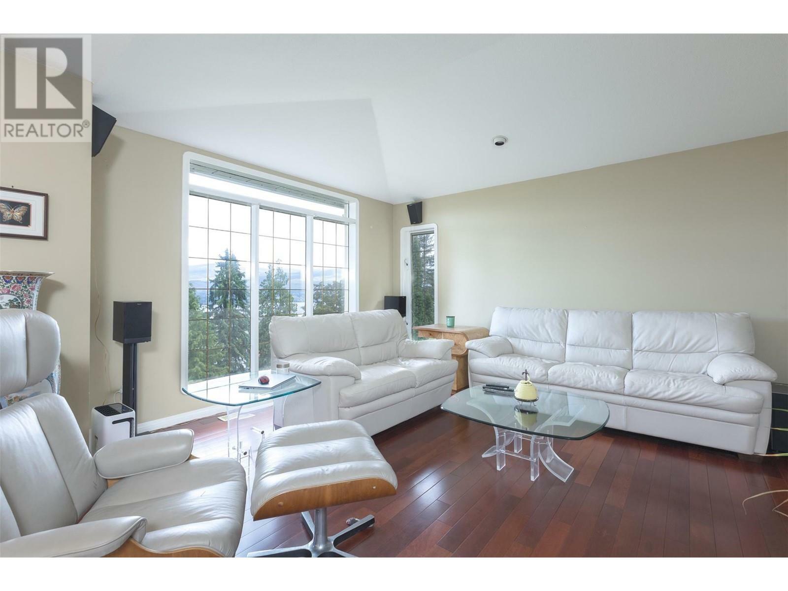 Property Photo: 1201 Trevor Drive BC V1Z 1R5