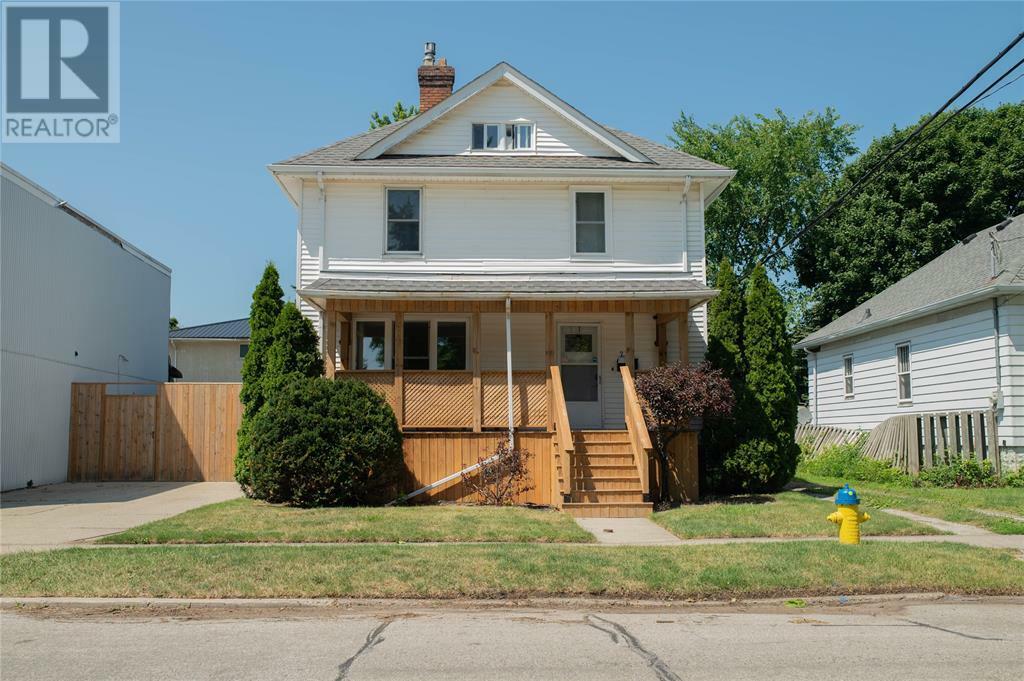 Property Photo: 232 Davis Street ON N7T 1B3