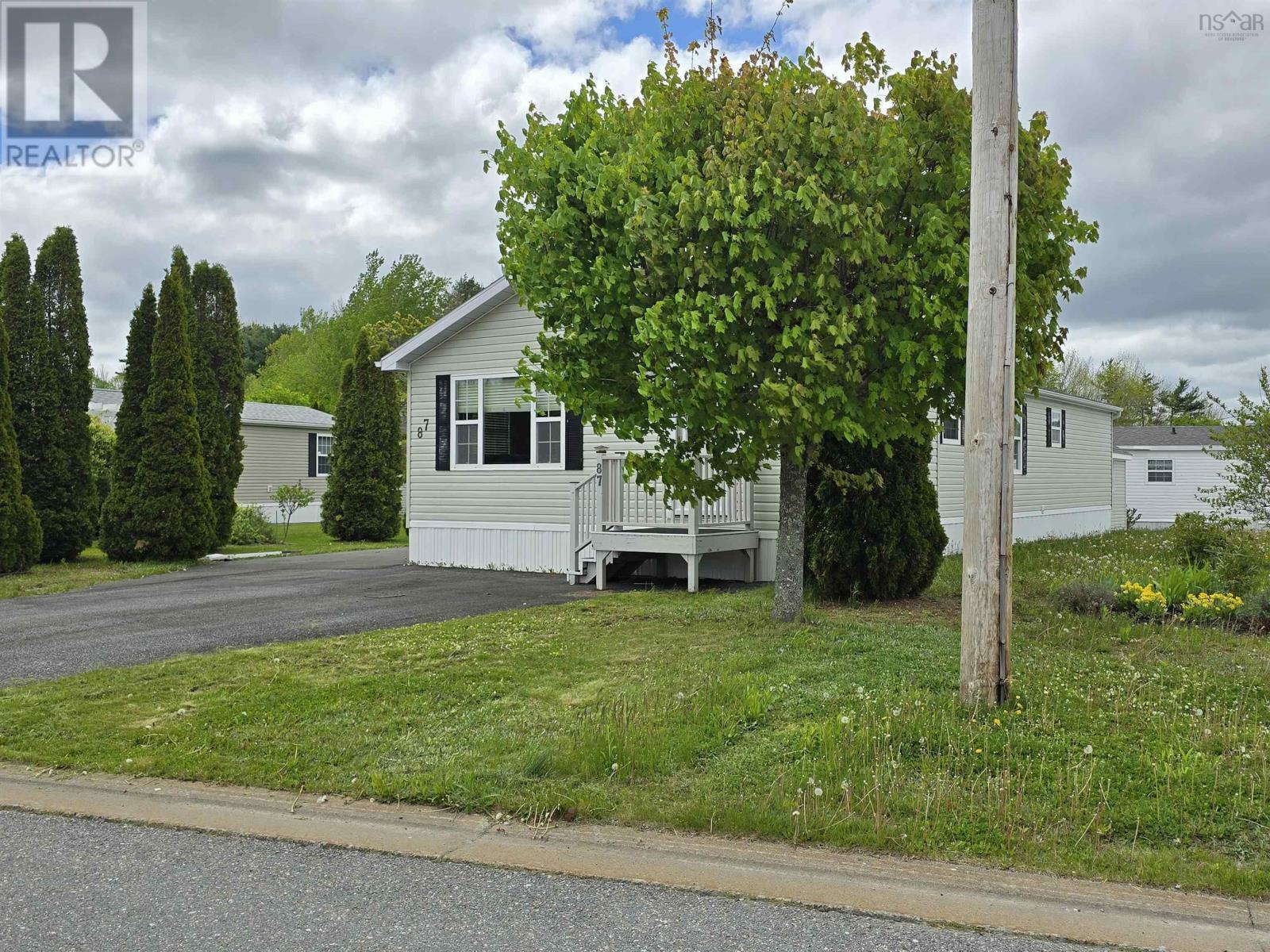 Property Photo: 87 Haven Drive NS B4V 4C5