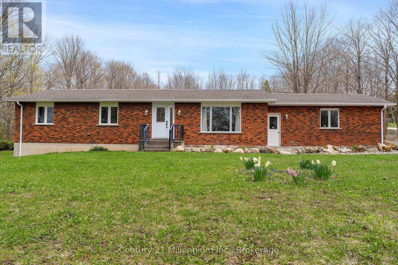 Photo de la propriété: 205 Napoleon Street ON N0C 1E0