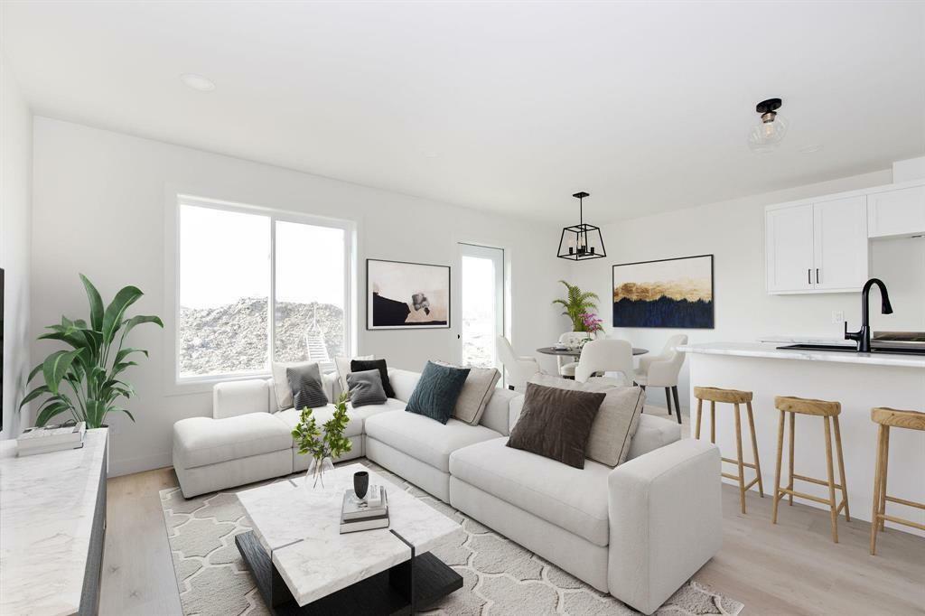 Property Photo: 55 Kootenay Way MB R5G 2Y1