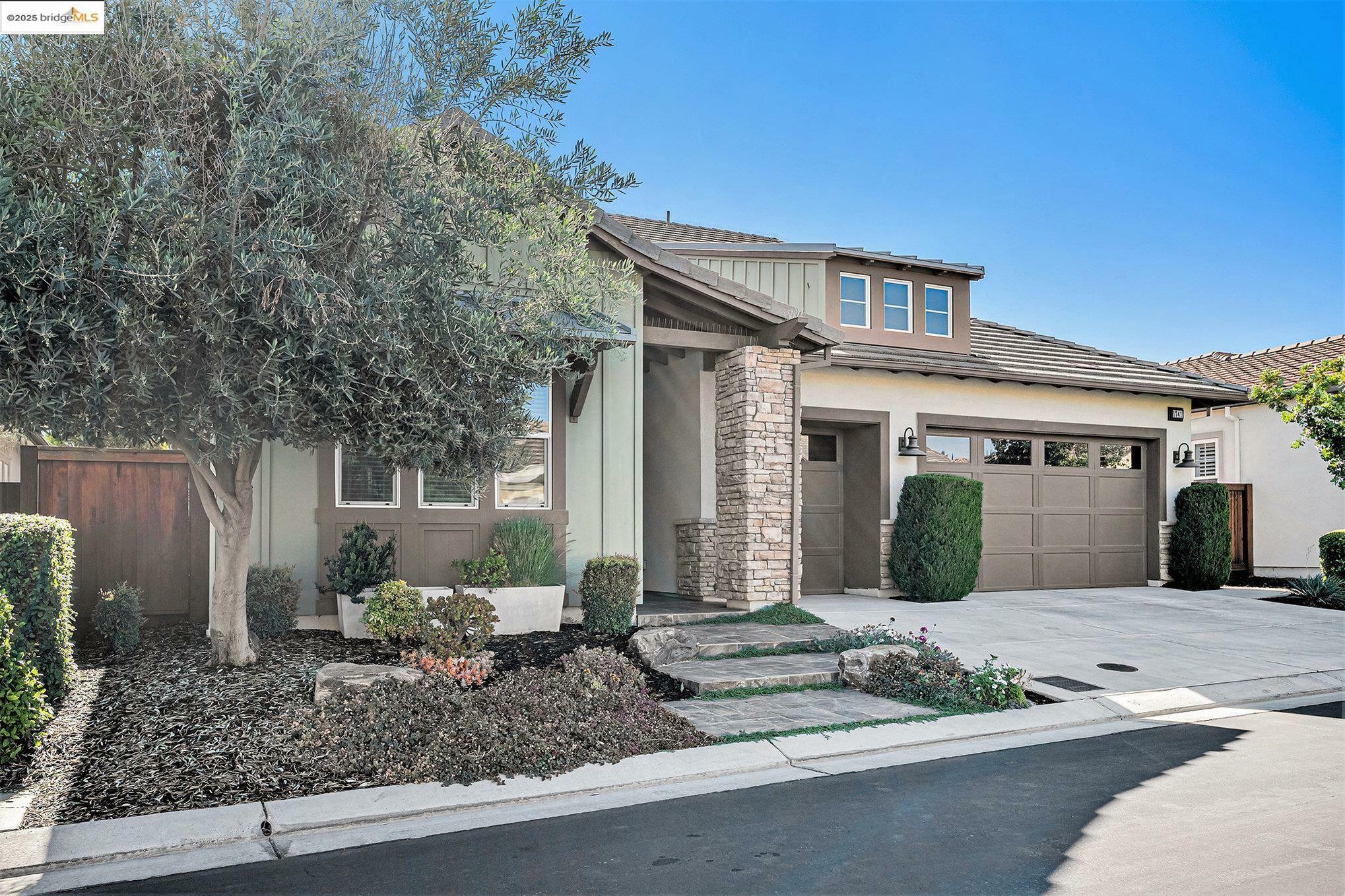 Property Photo: 1741 Veneto Ln CA 94513