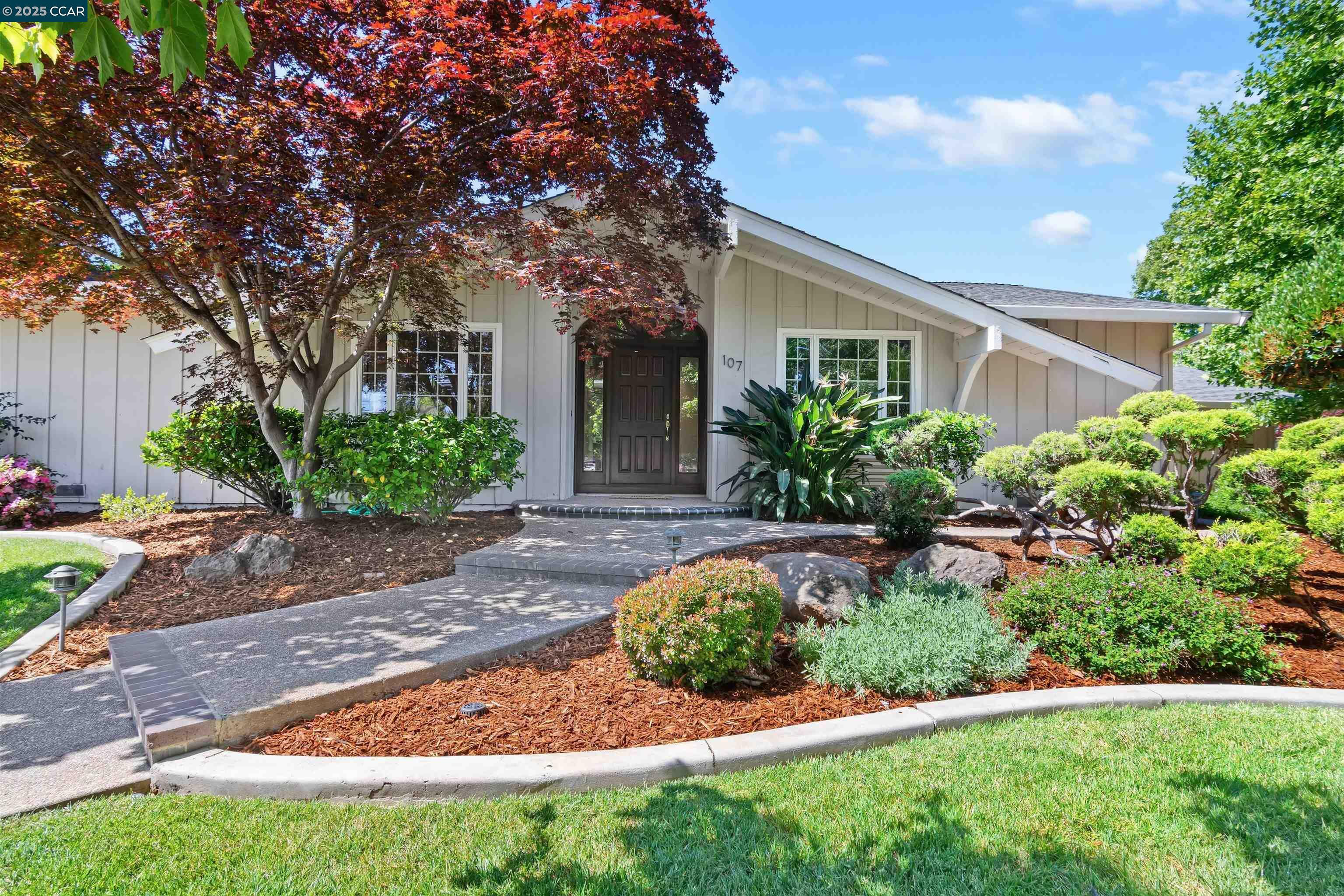 Property Photo: 107 Via Mantilla CA 94598