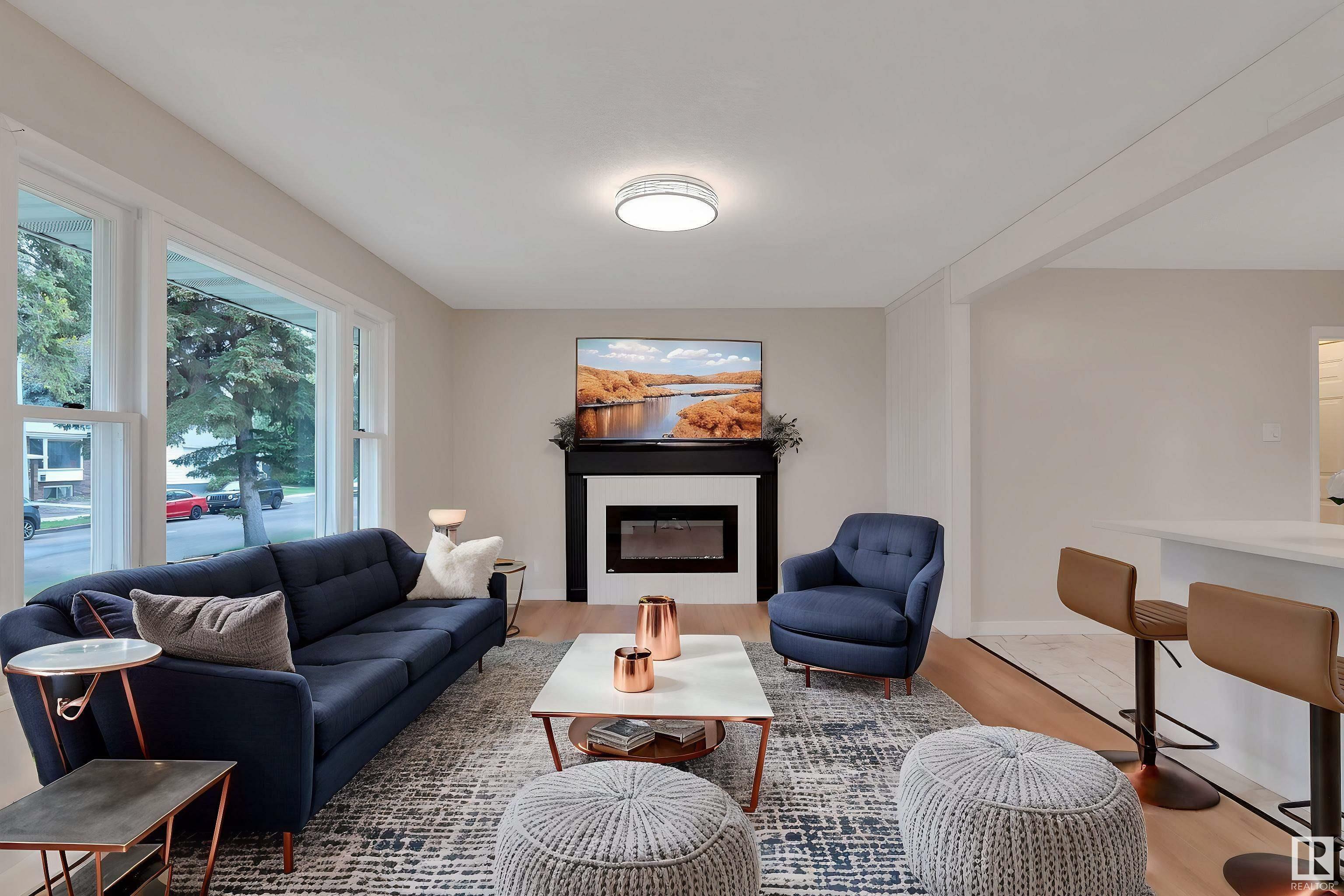 Property Photo: 4218 117 Avenue NW AB T5W 0Y4