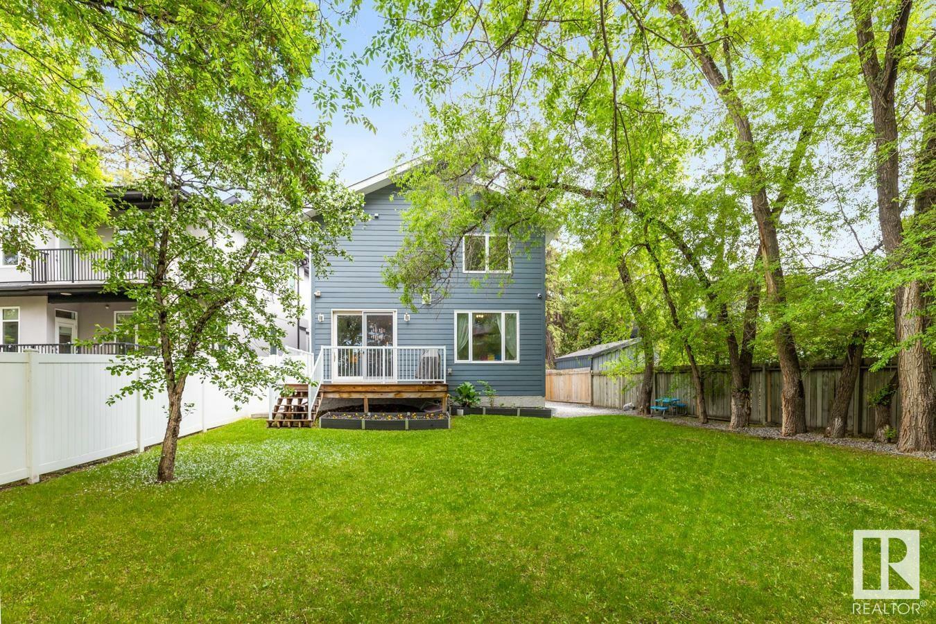 Photo de la propriété:  5410 110 Street NW  AB T6H 3E1 