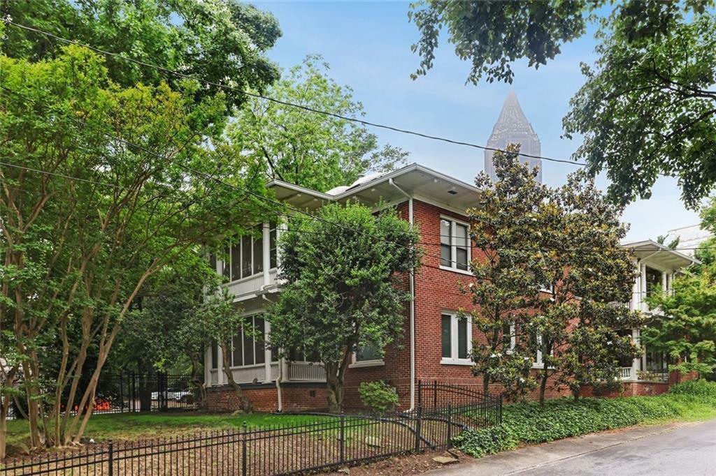 Property Photo: 205 3rd Street Northeast Street NE 4 GA 30308