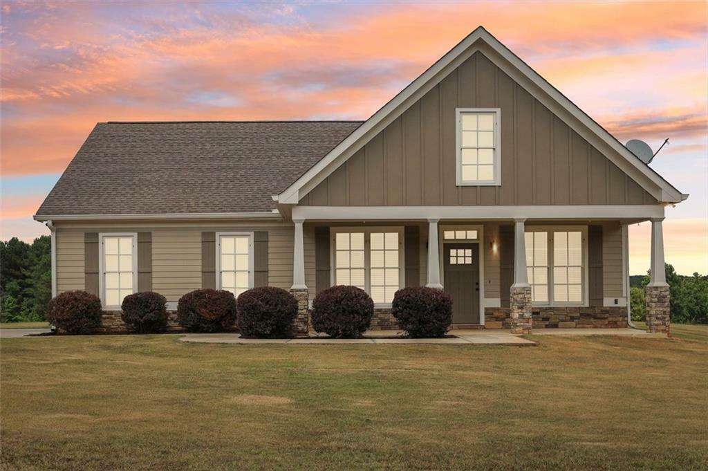 Property Photo: 625 Henderson Mill Road GA 30014