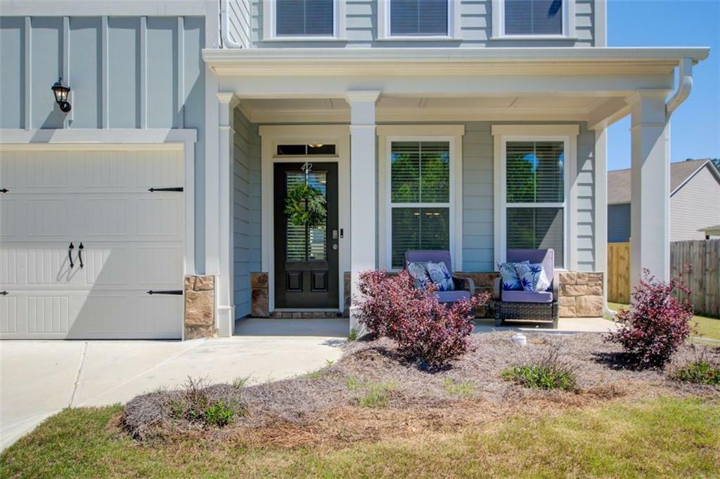 Property Photo: 42 Citrine Way GA 30101