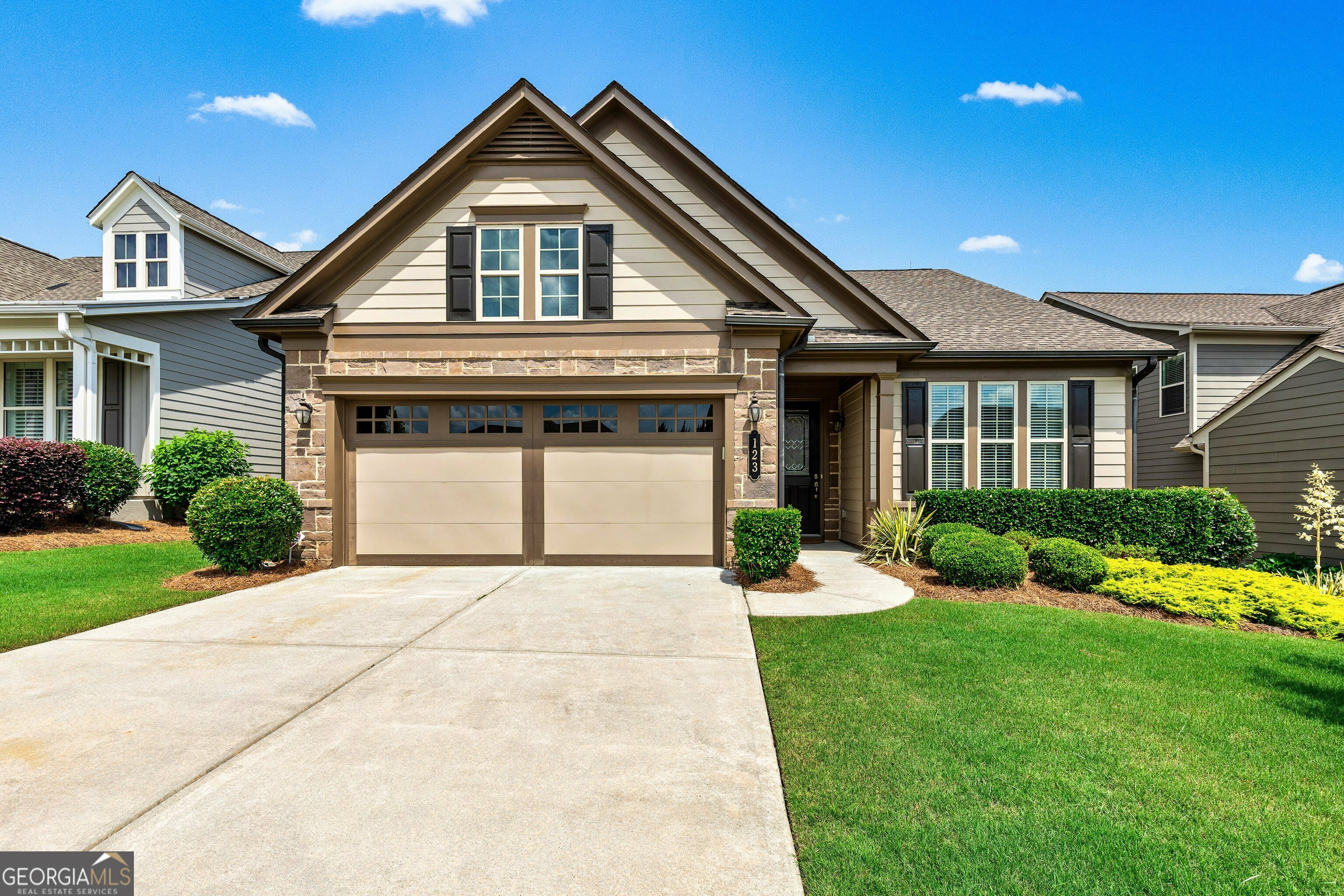 Property Photo: 123 Mulberry Court GA 30269