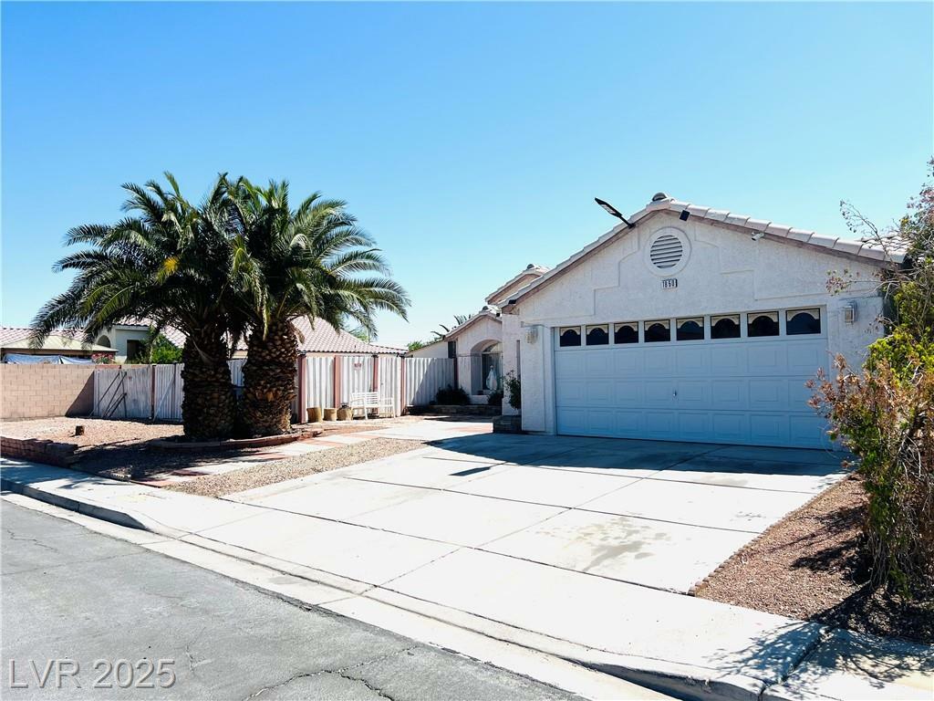 Property Photo: 1860 Banaba Lane NV 89156