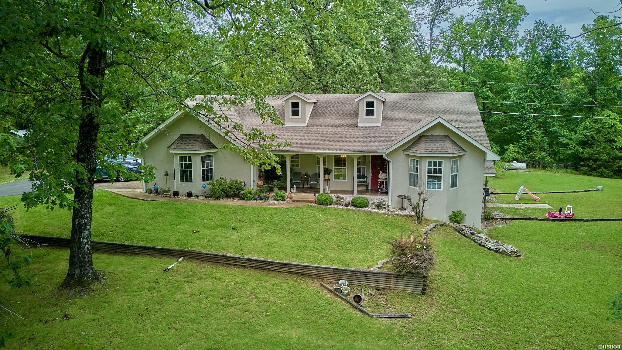 Property Photo: 132 Victoria Lane AR 71901