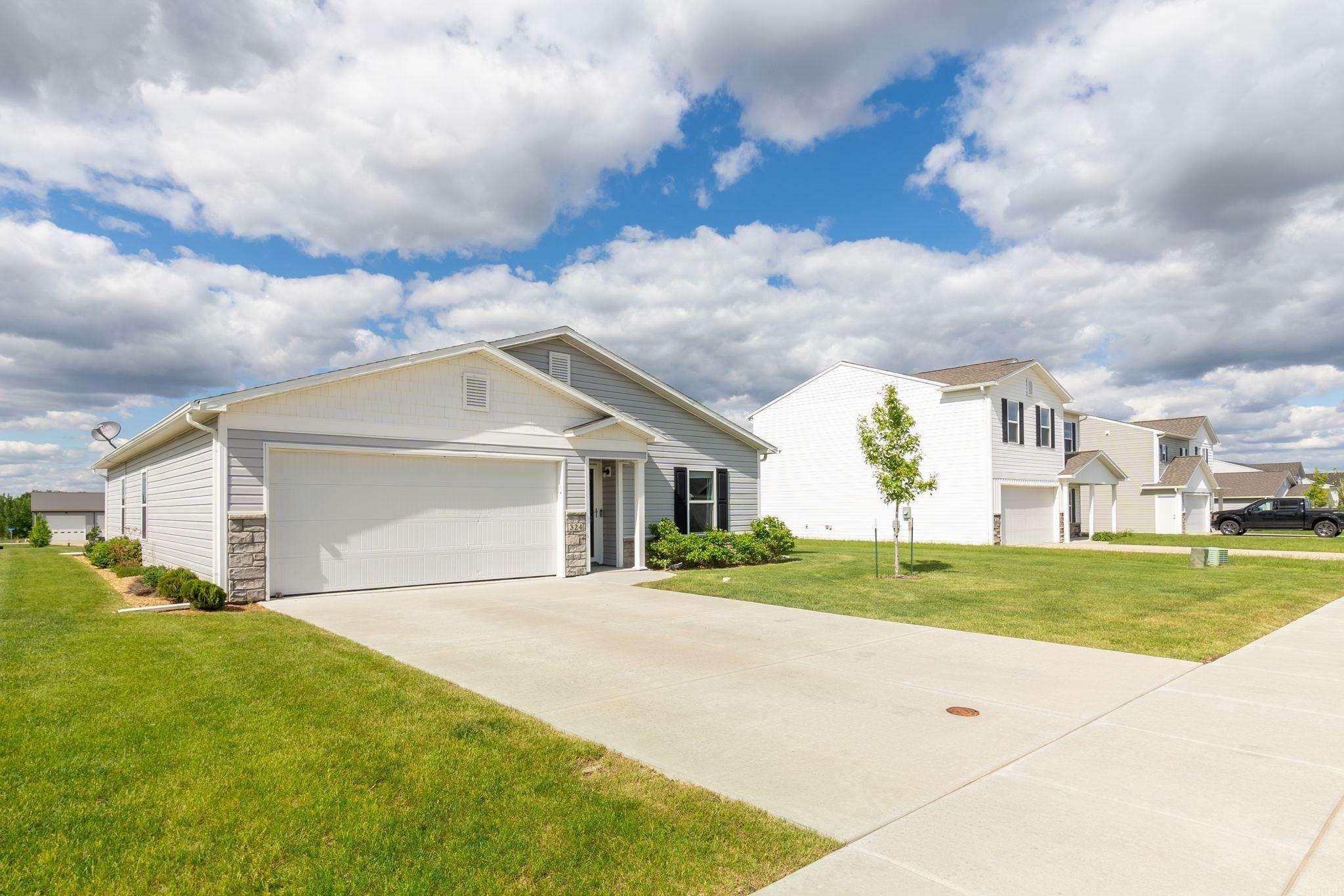 Property Photo: 324 Post Oak Drive IA 50643