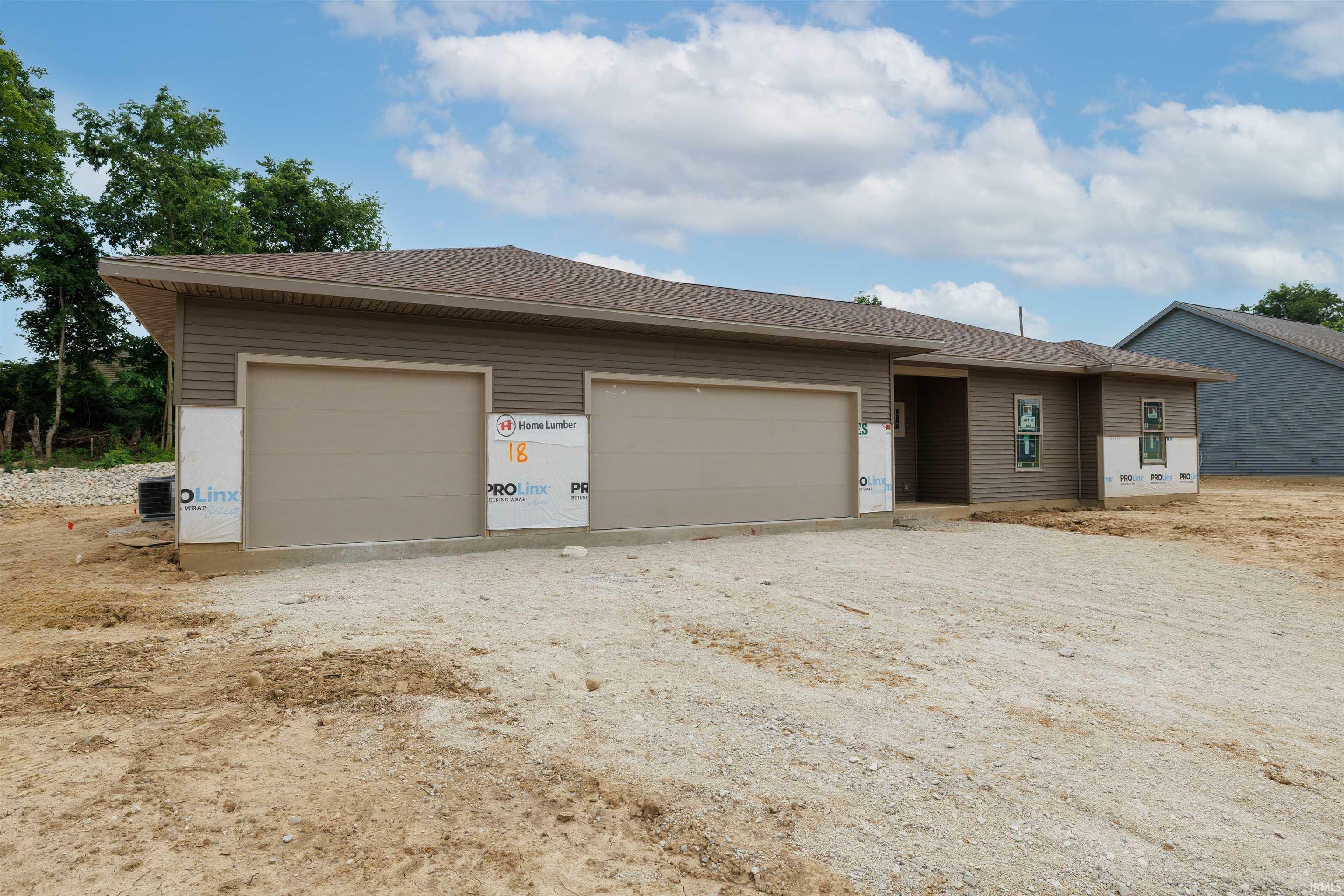 Property Photo: 988 E Hawthorn Lane IN 46725