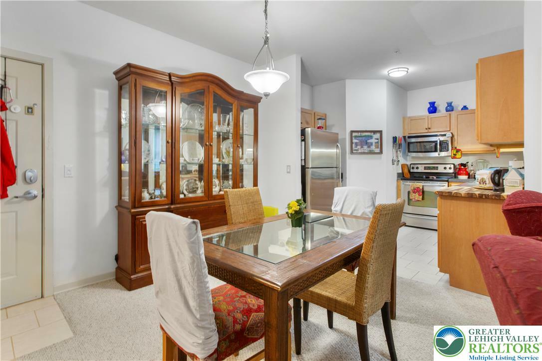 Property Photo: 2121 Hokendauqua Avenue 210 PA 18067