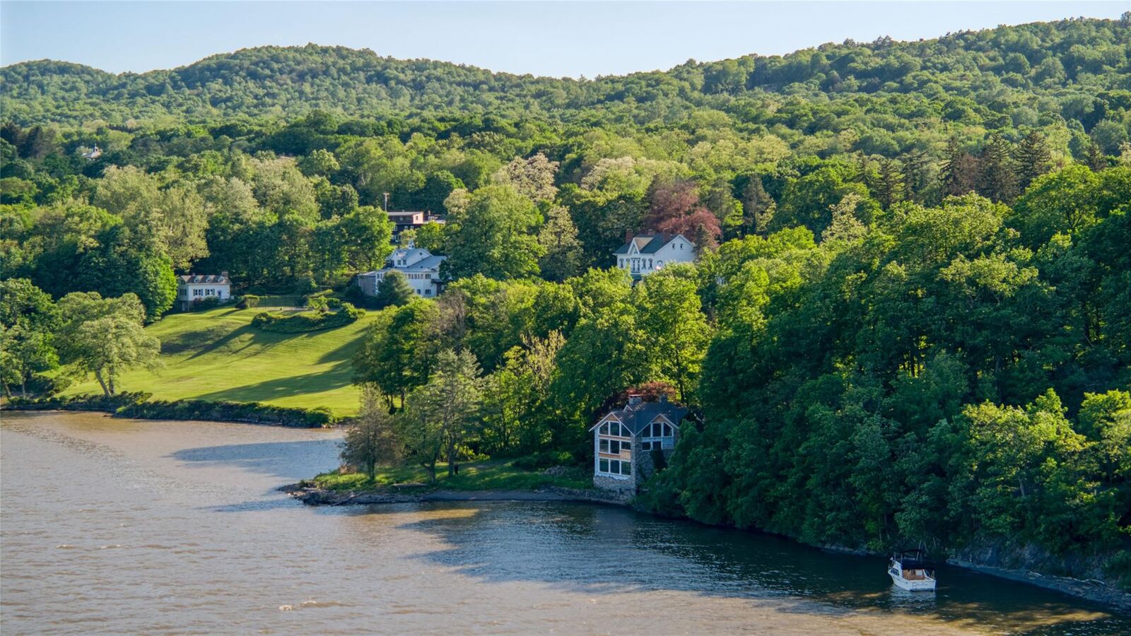 Property Photo:  70 Floyd Ackert Road  NY 12429 