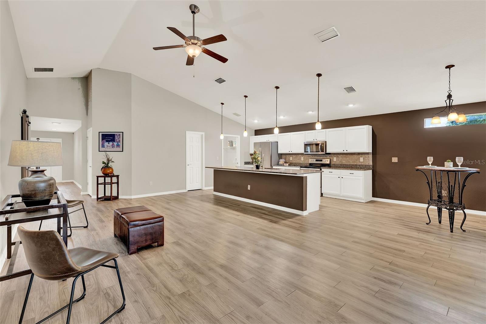 Property Photo:  6376 SW 117th Street Road  FL 34476 