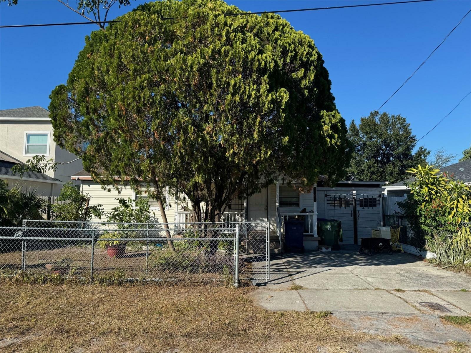Property Photo: 3311 W Saint Conrad Street FL 33607