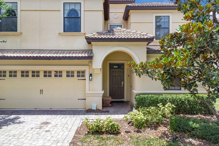 Property Photo:  1478 Moon Valley Drive  FL 33896 