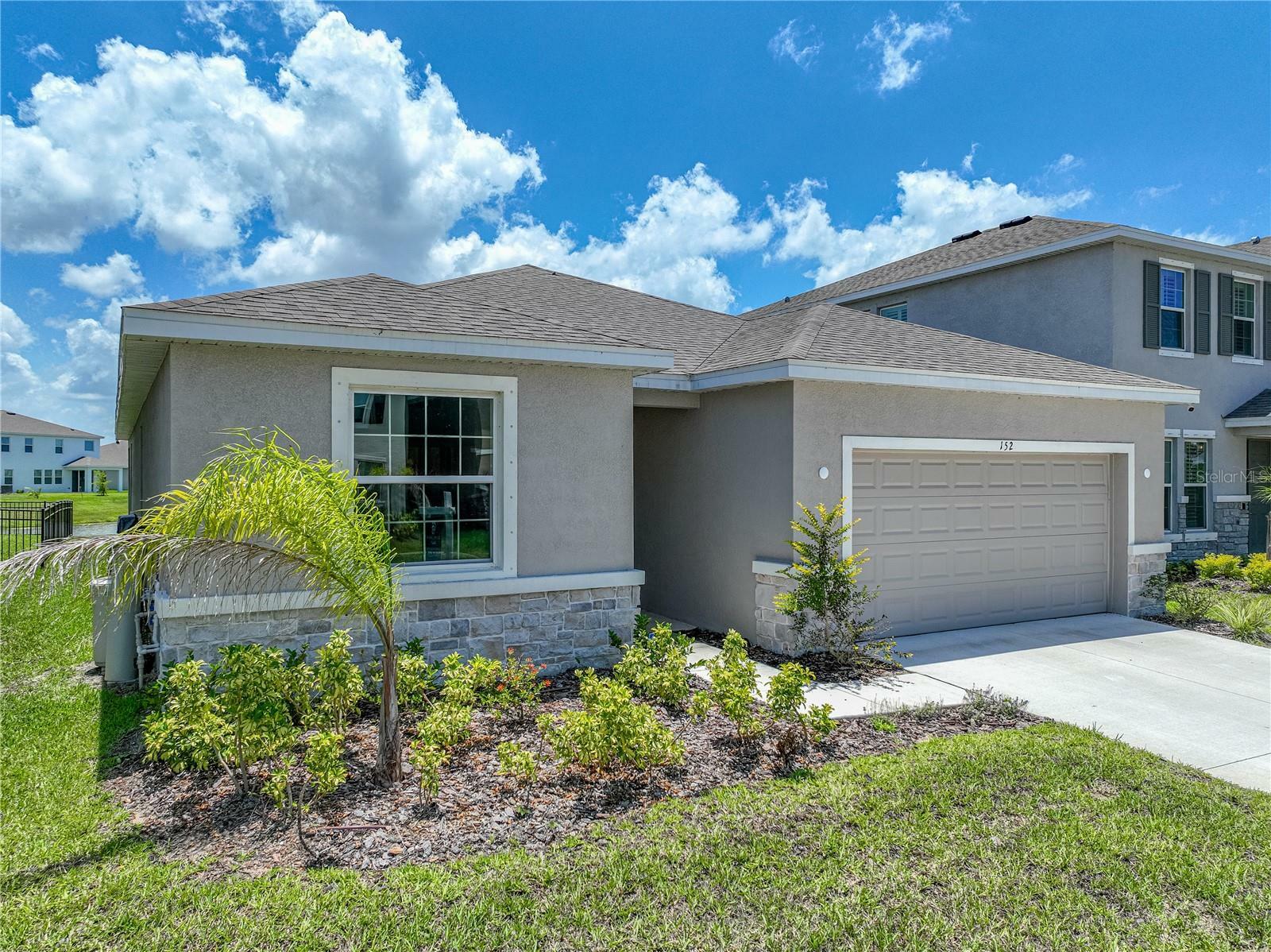 Property Photo: 152 Bright Ibis Avenue FL 33572