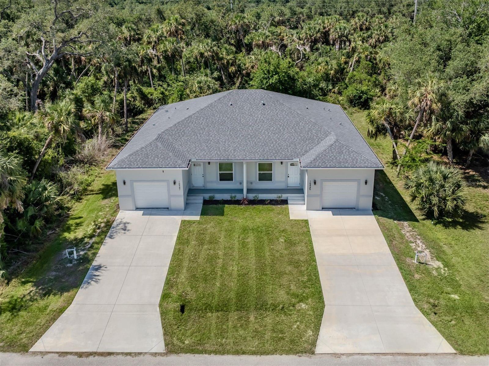 Property Photo:  16445 &Amp 16447 Tanglewood Avenue  FL 33954 