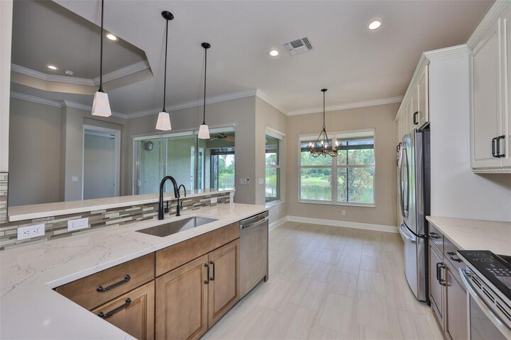 Property Photo:  4830 Grand Banks Drive  FL 33598 