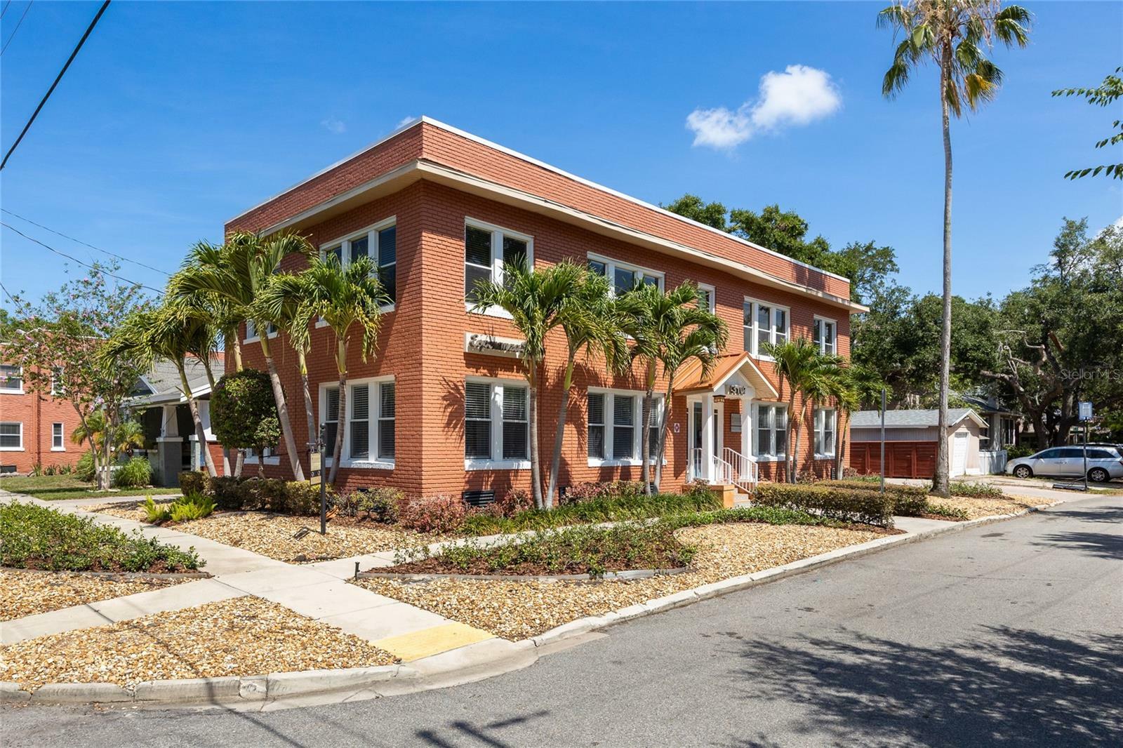 Property Photo: 3107 S Esperanza Avenue 1 FL 33629
