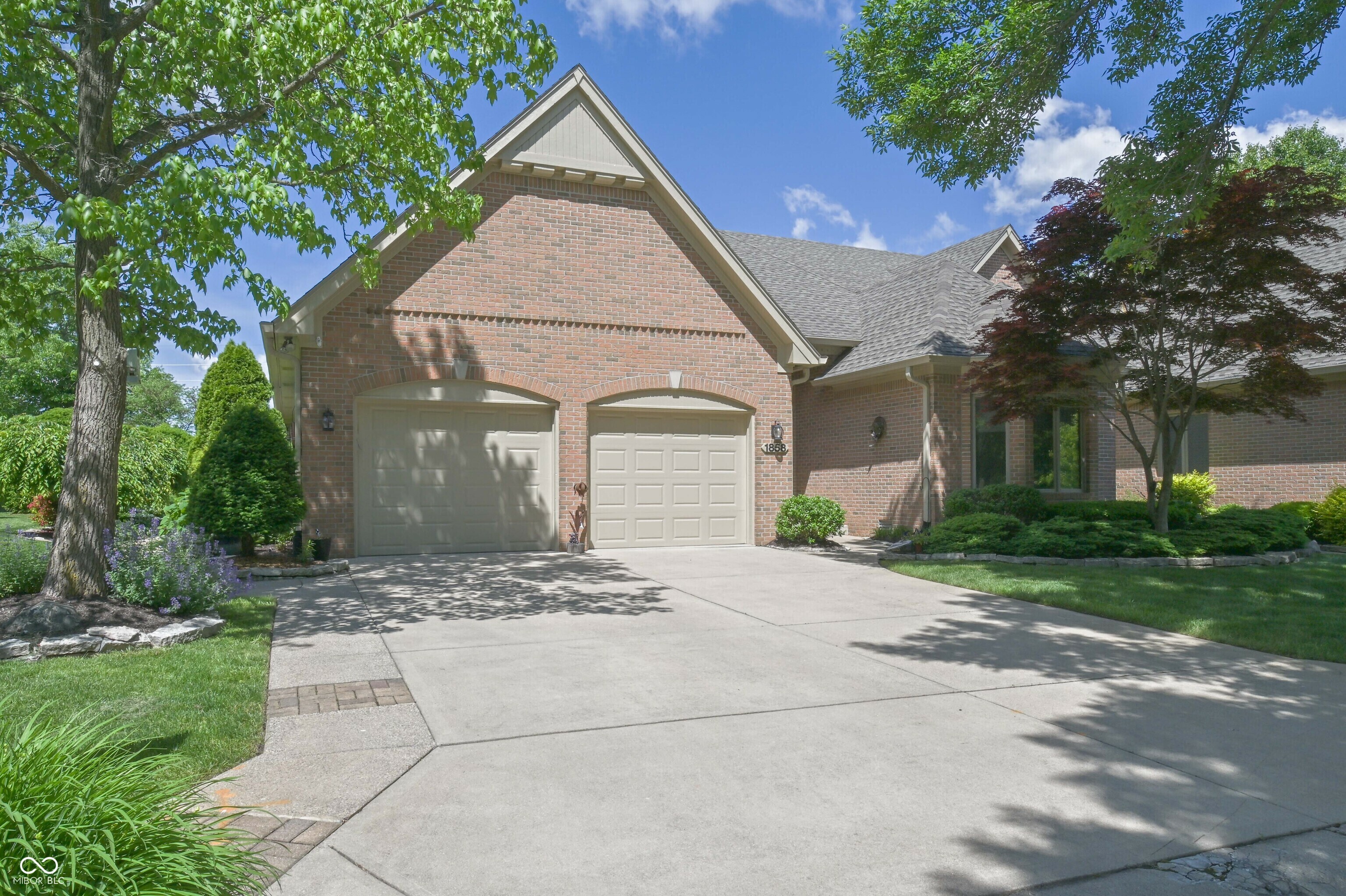 Property Photo: 1858 Broadleaf Court IN 46143