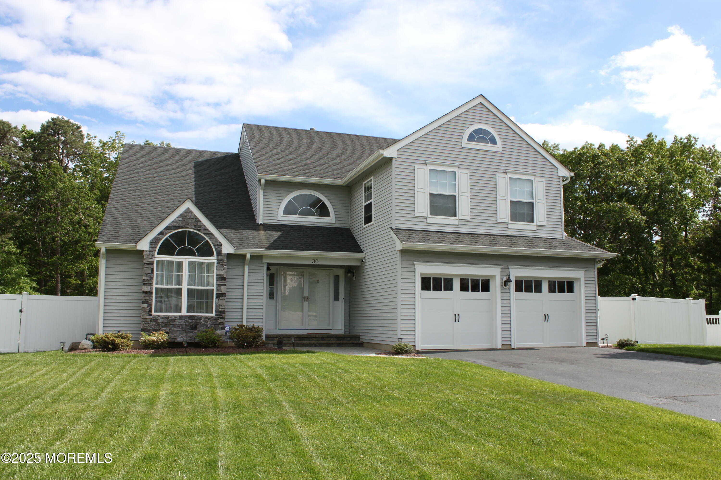 30 Thousand Oaks Terrace  Howell NJ 07731 photo