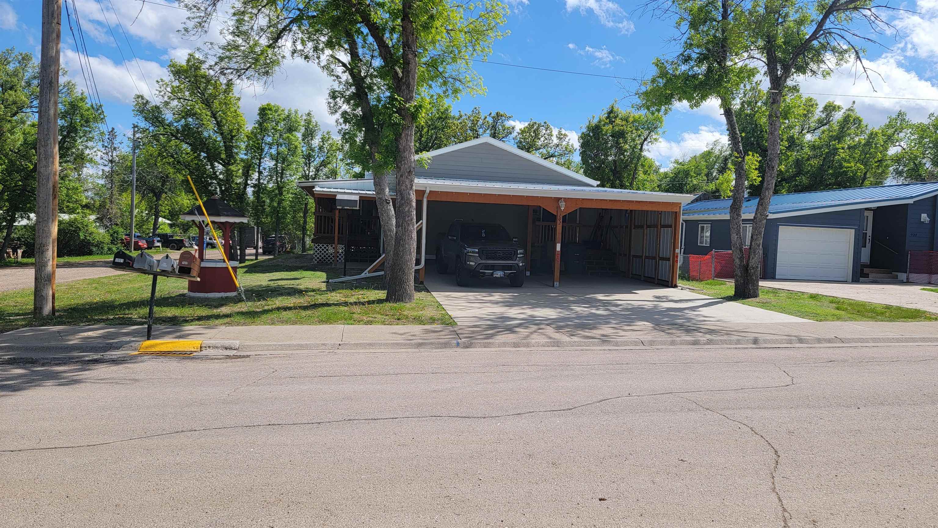 Property Photo:  102 10th Avenue  SD 57717 