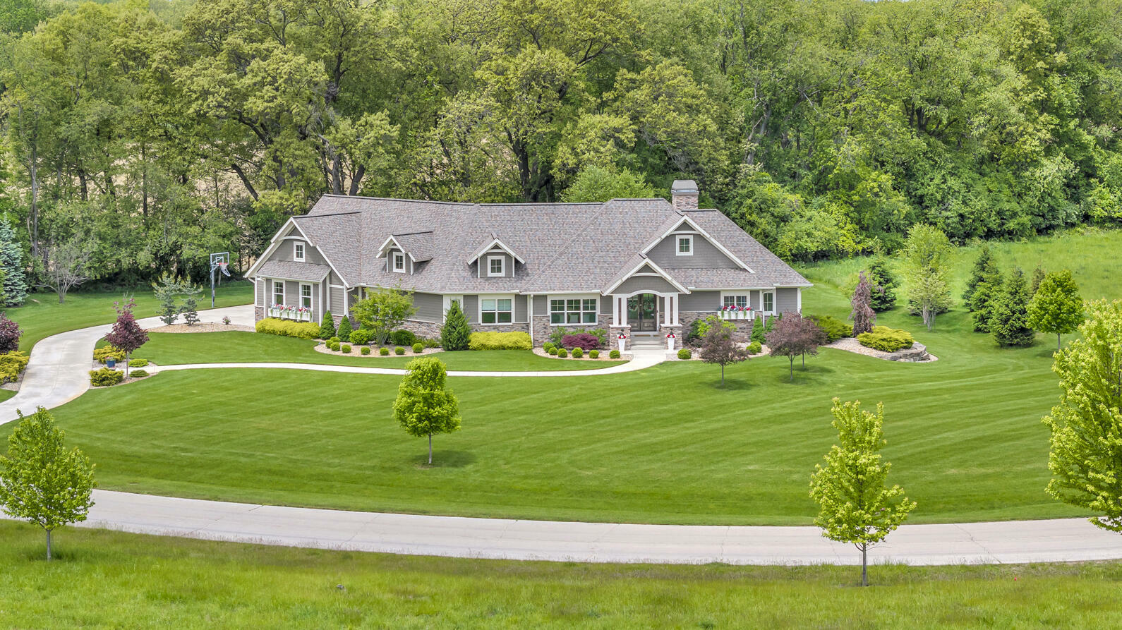 4996 Nantucket Drive  Jackson MI 49201 photo