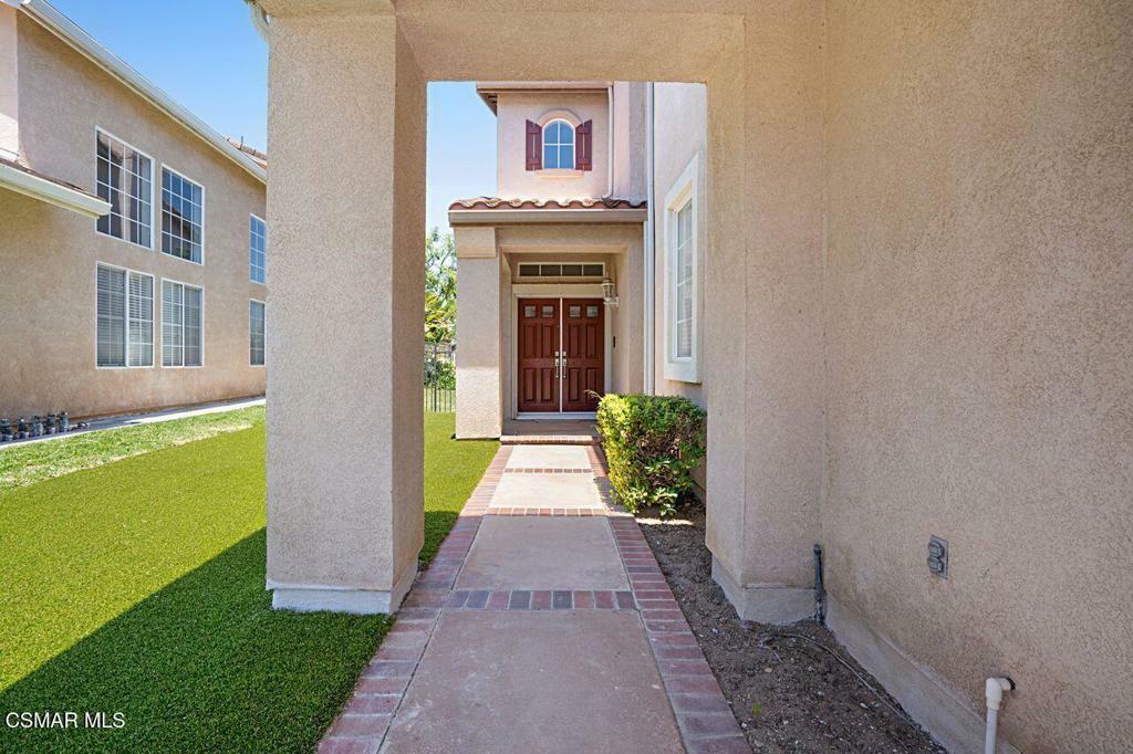 Property Photo: 1941 Brush Oak Court CA 91320