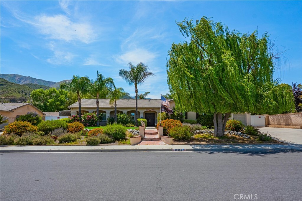 Property Photo: 30867 Via Bonica CA 92530