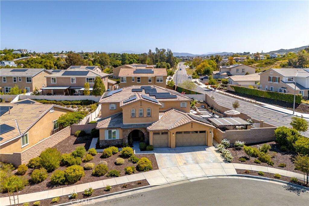 Property Photo: 45668 Nora Circle CA 92592