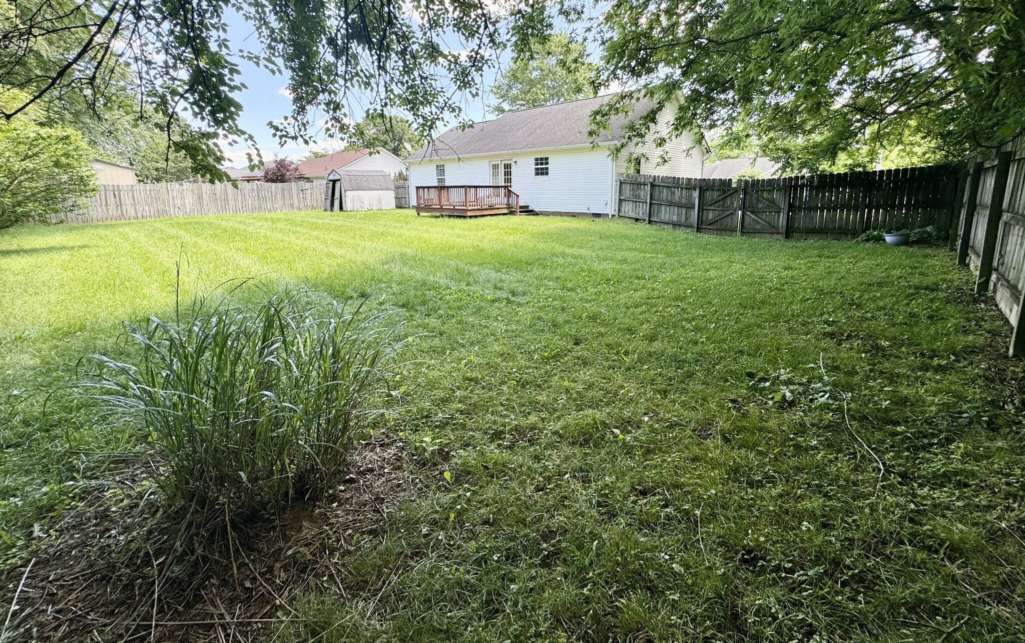 Property Photo: 101 Ruben Rd TN 37174