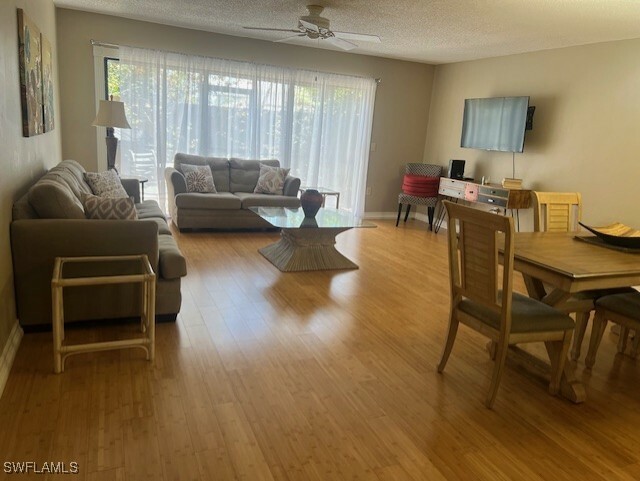 Property Photo: 800 Meadowland Drive 25-2 FL 34108