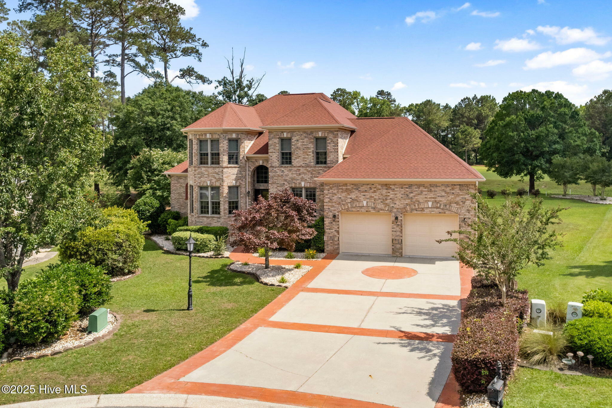 Property Photo: 567 Fairburn Court NW NC 28467
