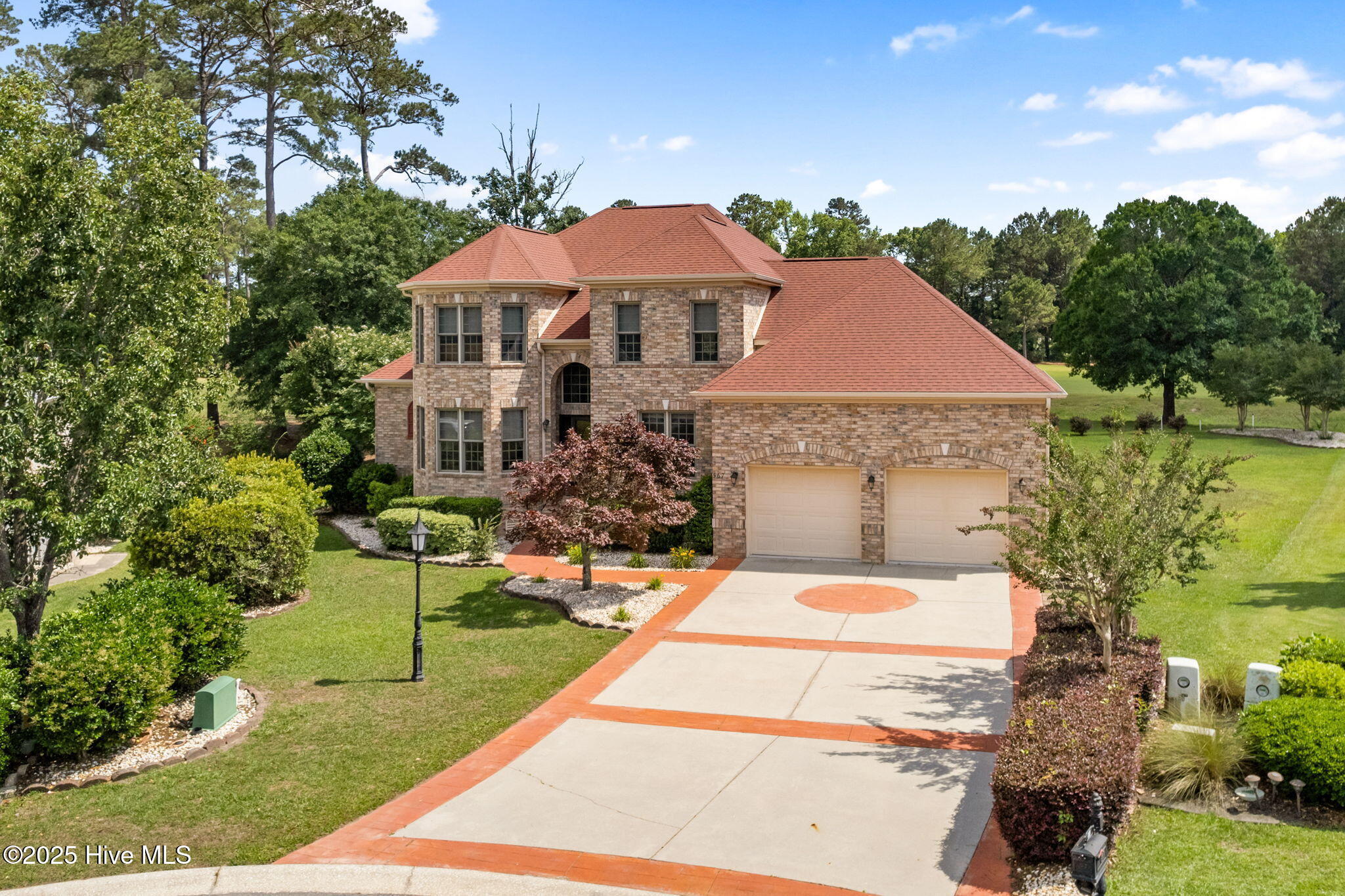 Property Photo: 567 Fairburn Court NW NC 28467